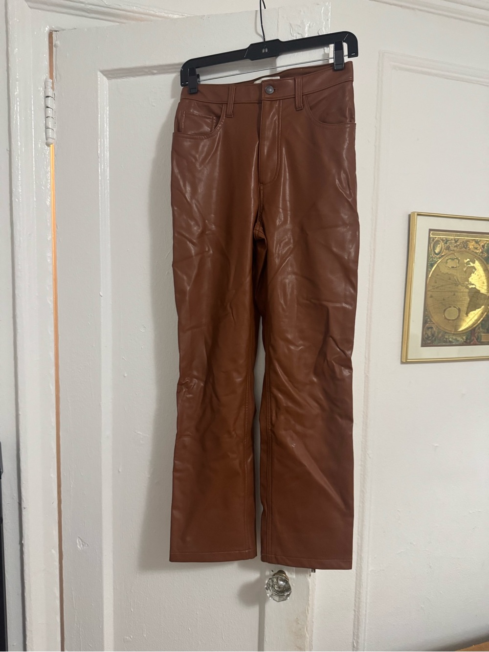 Abercrombie & Fitch '90s Straight Ultra High Rise Vegan Leather